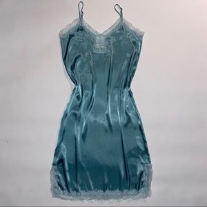Tiffany blue slip Mimi Chica